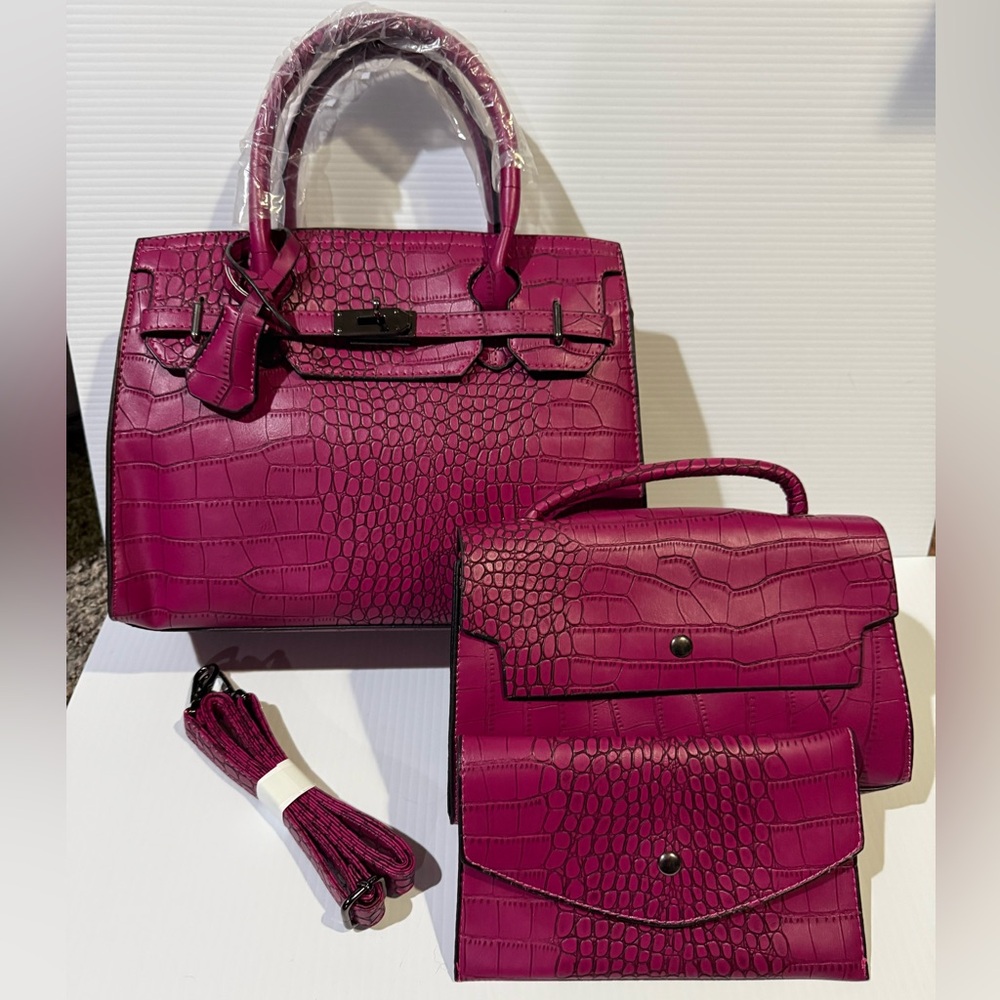 NWT 4PC Magenta Crocodile Set